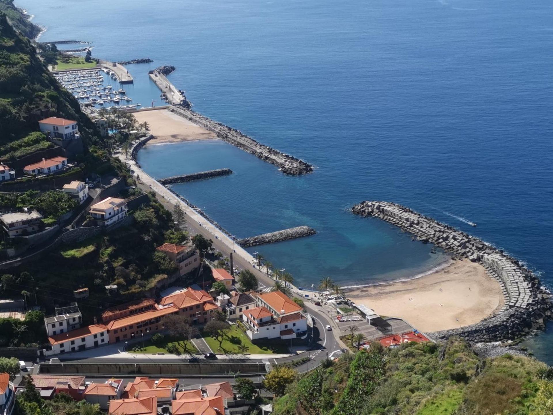 Chale Esmeralda - Charming Studios In Calheta Beach Exteriér fotografie
