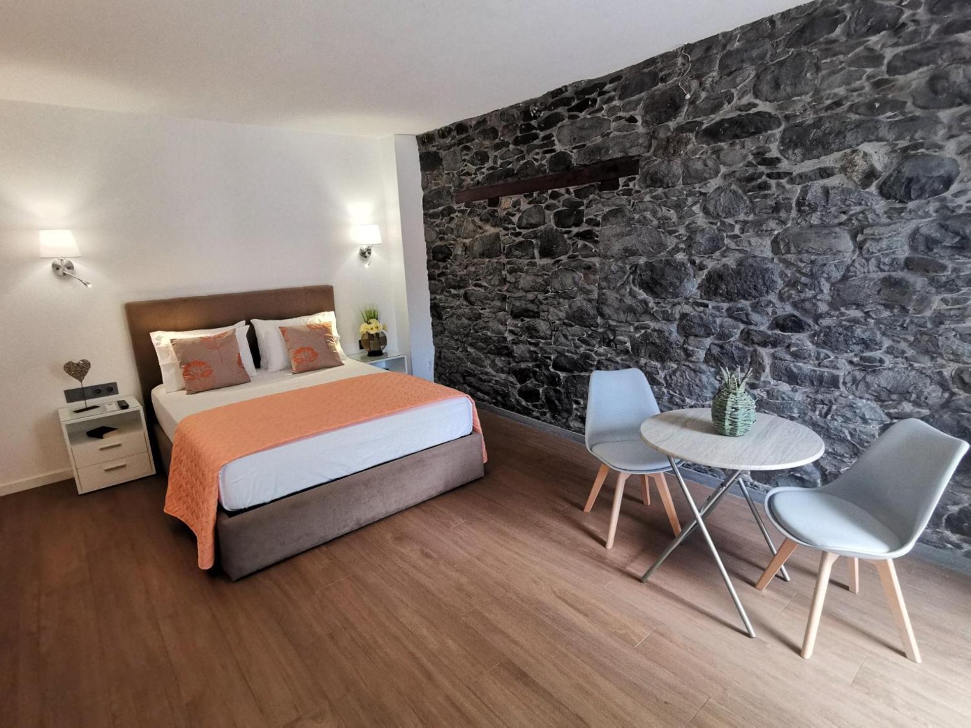 Chale Esmeralda - Charming Studios In Calheta Beach Exteriér fotografie